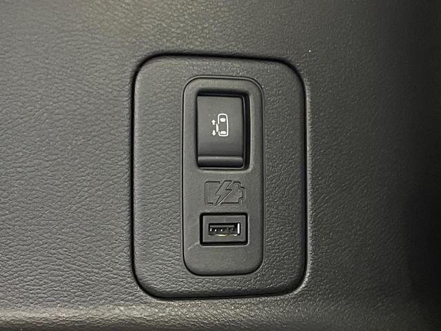 セレナ ｅ－パワー　ハイウェイスターＶ　両側電動ドア　全周囲カメラ　衝突被害軽減システム　レーダークルーズ　禁煙車　ハーフレザーシート　ドラレコ　コーナーセンサー　スマートキー　ＬＥＤヘッド　ビルトインＥＴＣ　純正１６インチアルミ（62枚目）