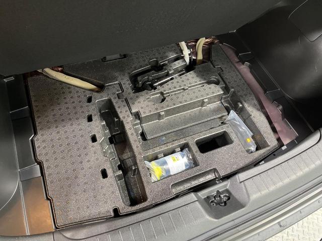 ノート Ｘ　全周囲カメラ　衝突被害軽減システム　レーダークルーズ　禁煙車　ハーフレザーシート　ドラレコ　コーナーセンサー　スマートキー　ＬＥＤヘッド　ビルトインＥＴＣ　純正１６インチアルミ　オートライト（57枚目）