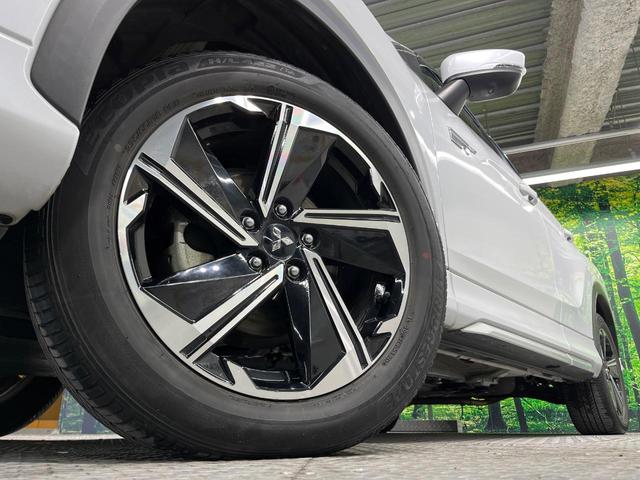 �y�����P�W�C���`�A���~�z�C�[���z�O�ςɃ}�b�`���������A���~�z�C�[���𑕒����Ă���܂��B�e��ЊO�A���~�z�C�[����A�X�^�b�h���X�^�C�����戵�����Ă���܂��B���񂲑��k����������