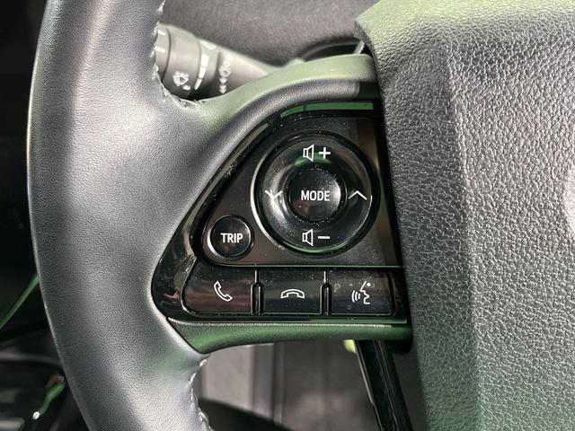 プリウス Ｓツーリングセレクション　純正９インチナビ　レーダークルーズ　バックカメラ　衝突軽減　禁煙車　合皮レザーシート　コーナーセンサー　スマートキー　ＬＥＤヘッド　ビルトインＥＴＣ　純正１７インチアルミ　オートライト（28枚目）