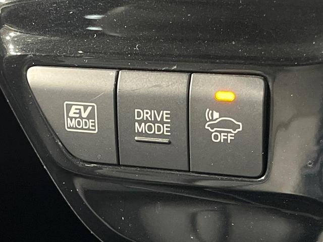 プリウス Ｓツーリングセレクション　純正９インチナビ　レーダークルーズ　バックカメラ　衝突軽減　禁煙車　合皮レザーシート　コーナーセンサー　スマートキー　ＬＥＤヘッド　ビルトインＥＴＣ　純正１７インチアルミ　オートライト（36枚目）