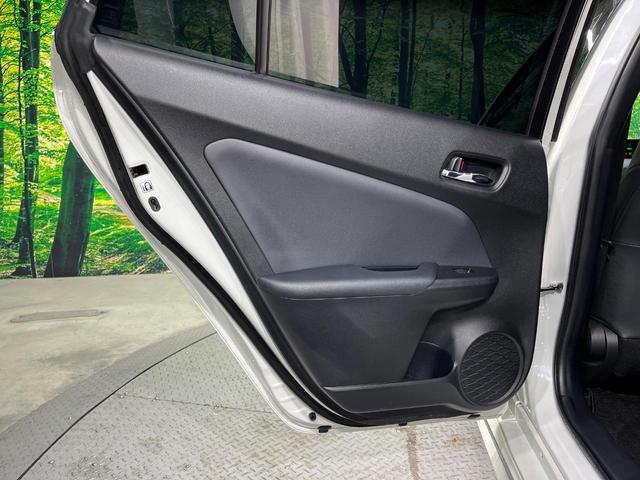 プリウス Ｓツーリングセレクション　純正９インチナビ　レーダークルーズ　バックカメラ　衝突軽減　禁煙車　合皮レザーシート　コーナーセンサー　スマートキー　ＬＥＤヘッド　ビルトインＥＴＣ　純正１７インチアルミ　オートライト（47枚目）