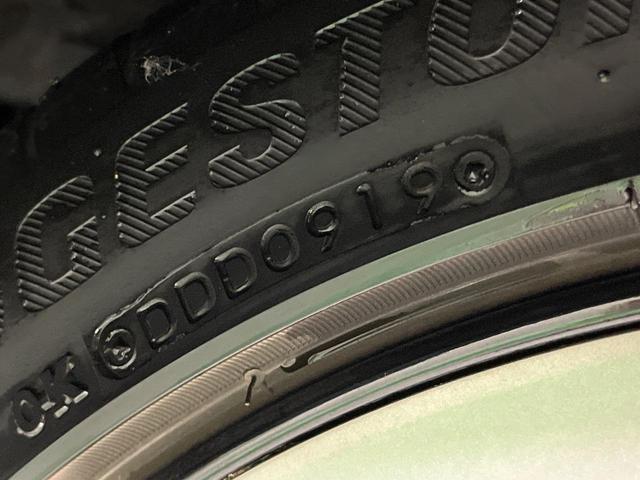 プリウス Ｓツーリングセレクション　純正９インチナビ　レーダークルーズ　バックカメラ　衝突軽減　禁煙車　合皮レザーシート　コーナーセンサー　スマートキー　ＬＥＤヘッド　ビルトインＥＴＣ　純正１７インチアルミ　オートライト（54枚目）