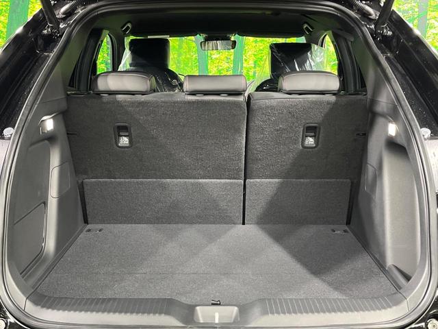 ヴェゼル ｅ：ＨＥＶ　ＲＳ　登録済未使用車　全周囲カメラ　衝突被害軽減システム　禁煙車　電動リアゲート　ハーフレザーシート　コーナーセンサー　スマートキー　ＬＥＤヘッド　ＥＴＣ２．０　純正１８インチアルミ　オートハイビーム（10枚目）