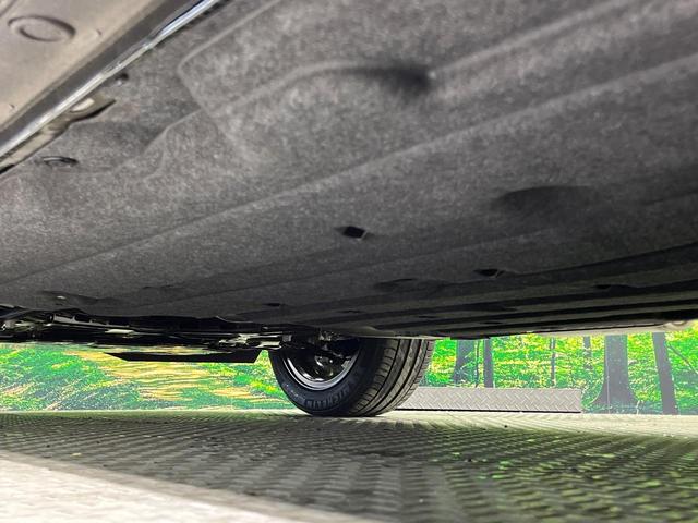 ヴェゼル ｅ：ＨＥＶ　ＲＳ　登録済未使用車　全周囲カメラ　衝突被害軽減システム　禁煙車　電動リアゲート　ハーフレザーシート　コーナーセンサー　スマートキー　ＬＥＤヘッド　ＥＴＣ２．０　純正１８インチアルミ　オートハイビーム（35枚目）