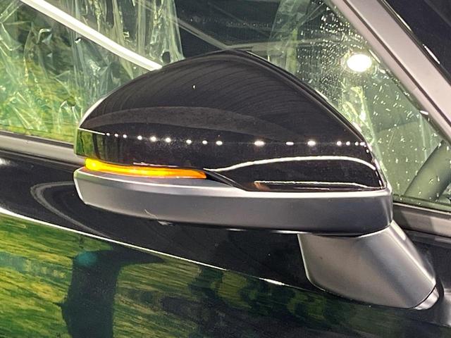 ヴェゼル ｅ：ＨＥＶ　ＲＳ　登録済未使用車　全周囲カメラ　衝突被害軽減システム　禁煙車　電動リアゲート　ハーフレザーシート　コーナーセンサー　スマートキー　ＬＥＤヘッド　ＥＴＣ２．０　純正１８インチアルミ　オートハイビーム（60枚目）