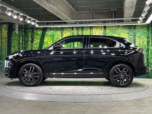 ヴェゼル ｅ：ＨＥＶ　ＲＳ　登録済未使用車　全周囲カメラ　衝突被害軽減システム　禁煙車　電動リアゲート　ハーフレザーシート　コーナーセンサー　スマートキー　ＬＥＤヘッド　ＥＴＣ２．０　純正１８インチアルミ　オートハイビーム（67枚目）