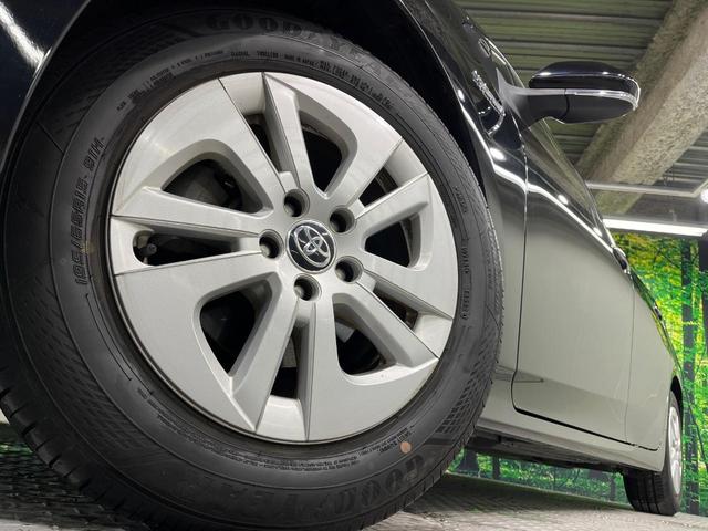 プリウス Ｓセーフティプラス　純正ＳＤナビ　バックカメラ　衝突被害軽減システム　レーダークルーズ　禁煙車　コーナーセンサー　スマートキー　ＬＥＤヘッド　フルセグ　Ｂｌｕｅｔｏｏｔｈ　ビルトインＥＴＣ　オートライト（12枚目）