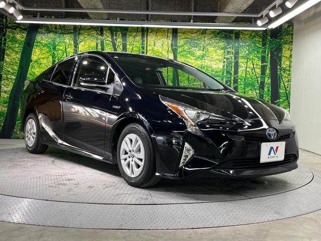 プリウス Ｓセーフティプラス　純正ＳＤナビ　バックカメラ　衝突被害軽減システム　レーダークルーズ　禁煙車　コーナーセンサー　スマートキー　ＬＥＤヘッド　フルセグ　Ｂｌｕｅｔｏｏｔｈ　ビルトインＥＴＣ　オートライト（15枚目）