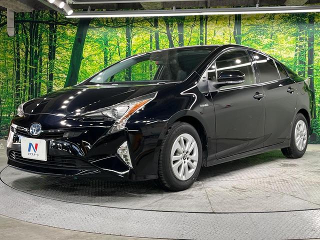 プリウス Ｓセーフティプラス　純正ＳＤナビ　バックカメラ　衝突被害軽減システム　レーダークルーズ　禁煙車　コーナーセンサー　スマートキー　ＬＥＤヘッド　フルセグ　Ｂｌｕｅｔｏｏｔｈ　ビルトインＥＴＣ　オートライト（23枚目）