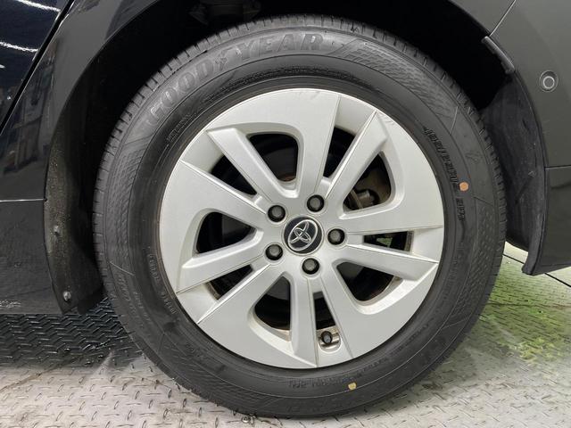 プリウス Ｓセーフティプラス　純正ＳＤナビ　バックカメラ　衝突被害軽減システム　レーダークルーズ　禁煙車　コーナーセンサー　スマートキー　ＬＥＤヘッド　フルセグ　Ｂｌｕｅｔｏｏｔｈ　ビルトインＥＴＣ　オートライト（27枚目）