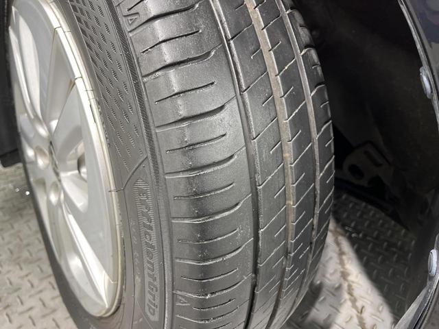 プリウス Ｓセーフティプラス　純正ＳＤナビ　バックカメラ　衝突被害軽減システム　レーダークルーズ　禁煙車　コーナーセンサー　スマートキー　ＬＥＤヘッド　フルセグ　Ｂｌｕｅｔｏｏｔｈ　ビルトインＥＴＣ　オートライト（28枚目）