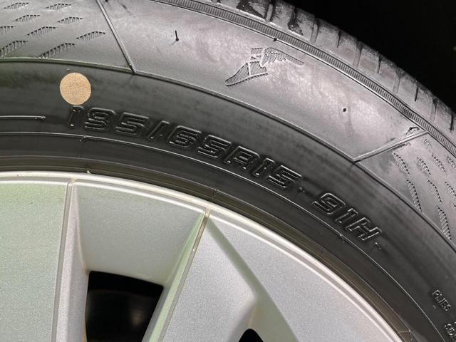 プリウス Ｓセーフティプラス　純正ＳＤナビ　バックカメラ　衝突被害軽減システム　レーダークルーズ　禁煙車　コーナーセンサー　スマートキー　ＬＥＤヘッド　フルセグ　Ｂｌｕｅｔｏｏｔｈ　ビルトインＥＴＣ　オートライト（29枚目）