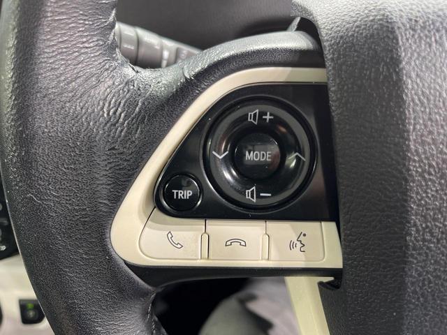 プリウス Ｓセーフティプラス　純正ＳＤナビ　バックカメラ　衝突被害軽減システム　レーダークルーズ　禁煙車　コーナーセンサー　スマートキー　ＬＥＤヘッド　フルセグ　Ｂｌｕｅｔｏｏｔｈ　ビルトインＥＴＣ　オートライト（43枚目）