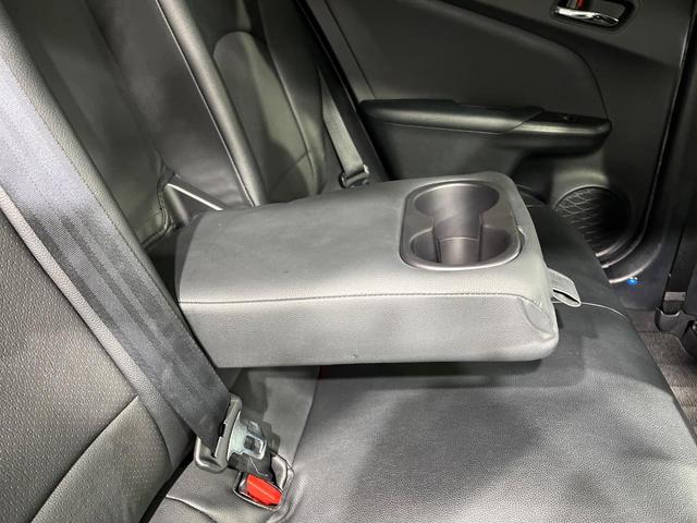 プリウス Ｓセーフティプラス　純正ＳＤナビ　バックカメラ　衝突被害軽減システム　レーダークルーズ　禁煙車　コーナーセンサー　スマートキー　ＬＥＤヘッド　フルセグ　Ｂｌｕｅｔｏｏｔｈ　ビルトインＥＴＣ　オートライト（59枚目）