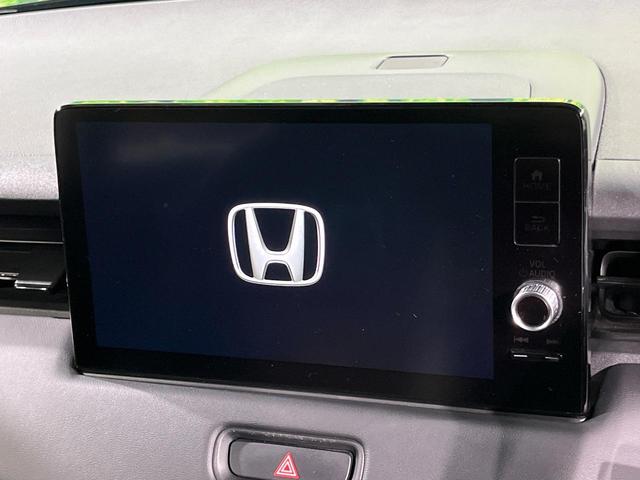 ヴェゼル ｅ：ＨＥＶ　Ｚ　バックカメラ　衝突被害軽減システム　禁煙車　電動リアゲート　ハーフレザーシート　コーナーセンサー　スマートキー　ＬＥＤヘッド　ＥＴＣ２．０　純正１８インチアルミ　オートハイビーム　車線逸脱警報（4枚目）