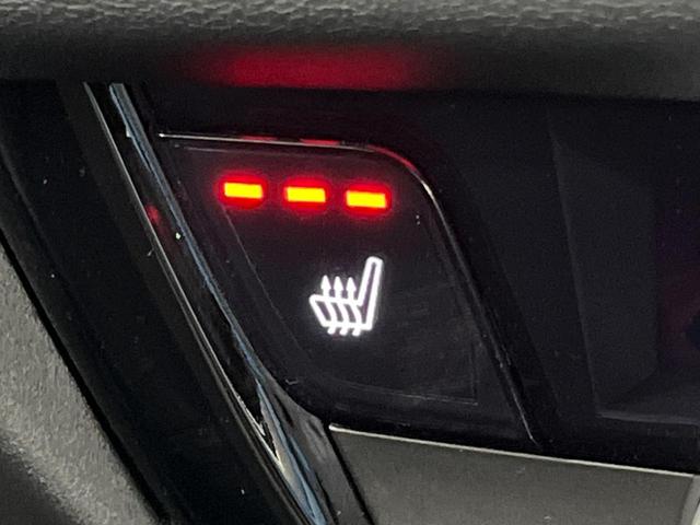 ヴェゼル ｅ：ＨＥＶ　Ｚ　バックカメラ　衝突被害軽減システム　禁煙車　電動リアゲート　ハーフレザーシート　コーナーセンサー　スマートキー　ＬＥＤヘッド　ＥＴＣ２．０　純正１８インチアルミ　オートハイビーム　車線逸脱警報（38枚目）