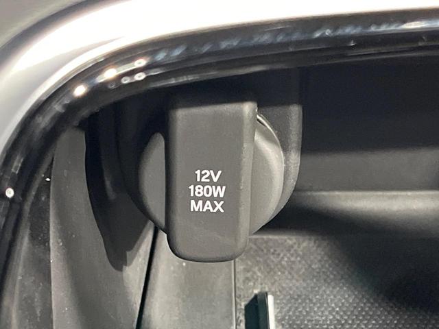 ヴェゼル ｅ：ＨＥＶ　Ｚ　バックカメラ　衝突被害軽減システム　禁煙車　電動リアゲート　ハーフレザーシート　コーナーセンサー　スマートキー　ＬＥＤヘッド　ＥＴＣ２．０　純正１８インチアルミ　オートハイビーム　車線逸脱警報（44枚目）