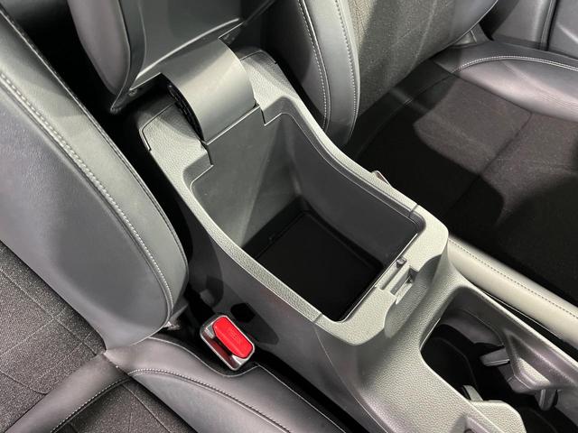 ヴェゼル ｅ：ＨＥＶ　Ｚ　バックカメラ　衝突被害軽減システム　禁煙車　電動リアゲート　ハーフレザーシート　コーナーセンサー　スマートキー　ＬＥＤヘッド　ＥＴＣ２．０　純正１８インチアルミ　オートハイビーム　車線逸脱警報（51枚目）