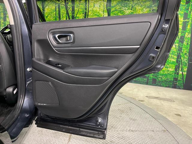 ヴェゼル ｅ：ＨＥＶ　Ｚ　バックカメラ　衝突被害軽減システム　禁煙車　電動リアゲート　ハーフレザーシート　コーナーセンサー　スマートキー　ＬＥＤヘッド　ＥＴＣ２．０　純正１８インチアルミ　オートハイビーム　車線逸脱警報（56枚目）