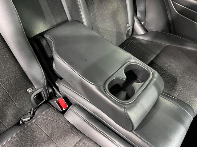 ヴェゼル ｅ：ＨＥＶ　Ｚ　バックカメラ　衝突被害軽減システム　禁煙車　電動リアゲート　ハーフレザーシート　コーナーセンサー　スマートキー　ＬＥＤヘッド　ＥＴＣ２．０　純正１８インチアルミ　オートハイビーム　車線逸脱警報（65枚目）