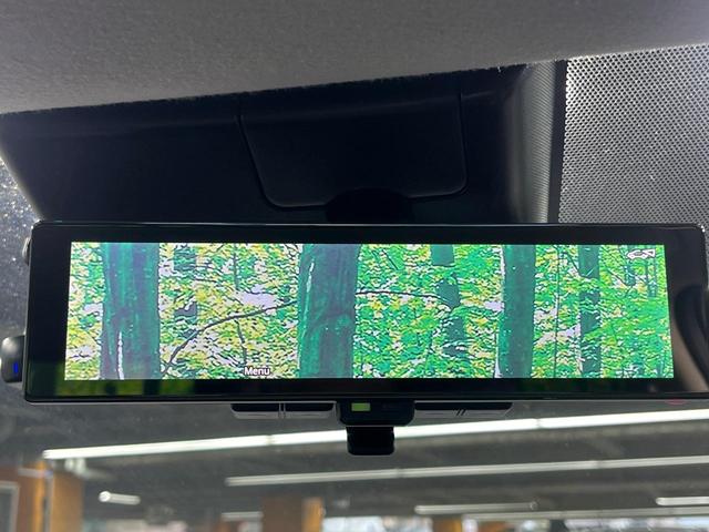 オーラ Ｇ　メーカー９インチナビ　全周囲カメラ　衝突被害軽減システム　禁煙車　ドラレコ　コーナーセンサー　スマートキー　ＬＥＤヘッド　ＥＴＣ２．０　純正１７インチアルミ　オートライト　Ｂｌｕｅｔｏｏｔｈ（7枚目）