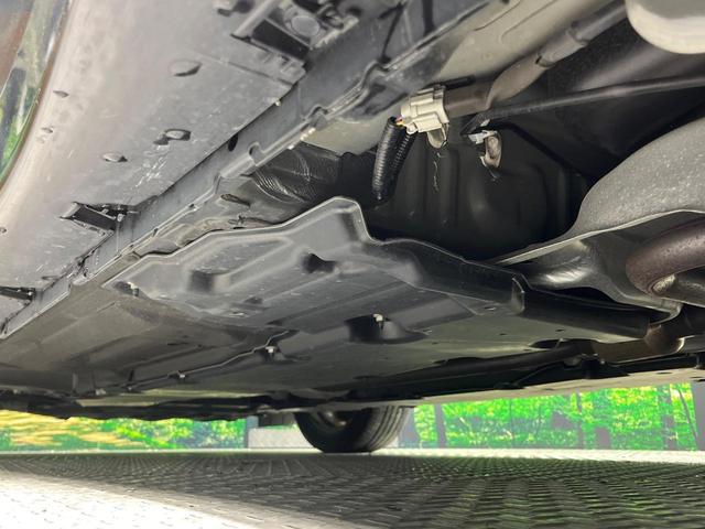 オーラ Ｇ　メーカー９インチナビ　全周囲カメラ　衝突被害軽減システム　禁煙車　ドラレコ　コーナーセンサー　スマートキー　ＬＥＤヘッド　ＥＴＣ２．０　純正１７インチアルミ　オートライト　Ｂｌｕｅｔｏｏｔｈ（22枚目）