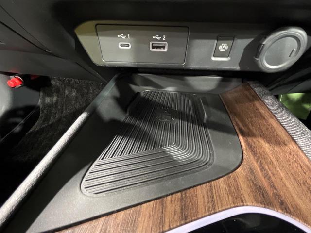 オーラ Ｇ　メーカー９インチナビ　全周囲カメラ　衝突被害軽減システム　禁煙車　ドラレコ　コーナーセンサー　スマートキー　ＬＥＤヘッド　ＥＴＣ２．０　純正１７インチアルミ　オートライト　Ｂｌｕｅｔｏｏｔｈ（40枚目）