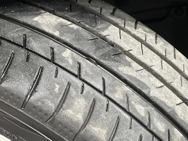 プリウス Ｚ　パノラマルーフ　全周囲カメラ　１２．３型純正ナビ　突被害軽減システム　レーダークルーズ　禁煙車　ハーフレザーシート　前席シートエアコン　パワーシート　コーナーセンサー　スマートキー　ＬＥＤヘッド（27枚目）