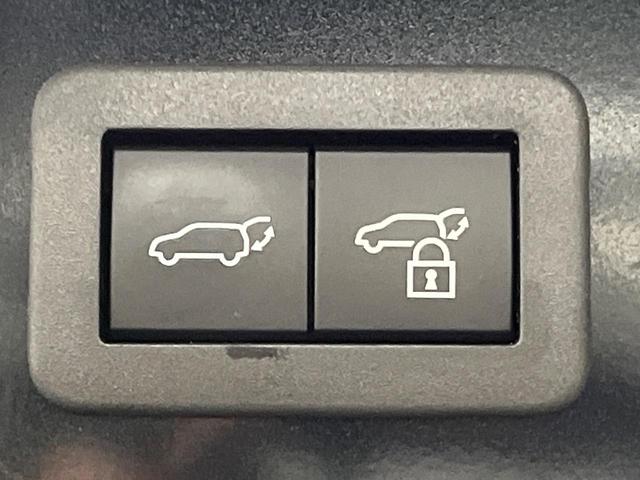 プリウス Ｚ　パノラマルーフ　全周囲カメラ　１２．３型純正ナビ　突被害軽減システム　レーダークルーズ　禁煙車　ハーフレザーシート　前席シートエアコン　パワーシート　コーナーセンサー　スマートキー　ＬＥＤヘッド（34枚目）