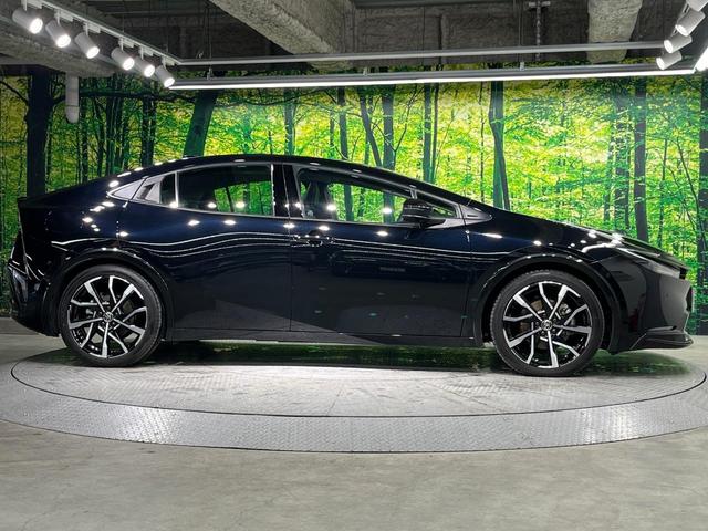 プリウス Ｚ　パノラマルーフ　全周囲カメラ　１２．３型純正ナビ　突被害軽減システム　レーダークルーズ　禁煙車　ハーフレザーシート　前席シートエアコン　パワーシート　コーナーセンサー　スマートキー　ＬＥＤヘッド（69枚目）