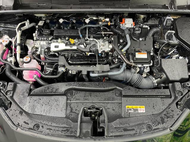 プリウス Ｚ　パノラマルーフ　全周囲カメラ　衝突被害軽減システム　レーダークルーズ　禁煙車　ハーフレザーシート　前席シートエアコン　パワーシート　コーナーセンサー　スマートキー　ＬＥＤヘッド　ＥＴＣ２．０（18枚目）