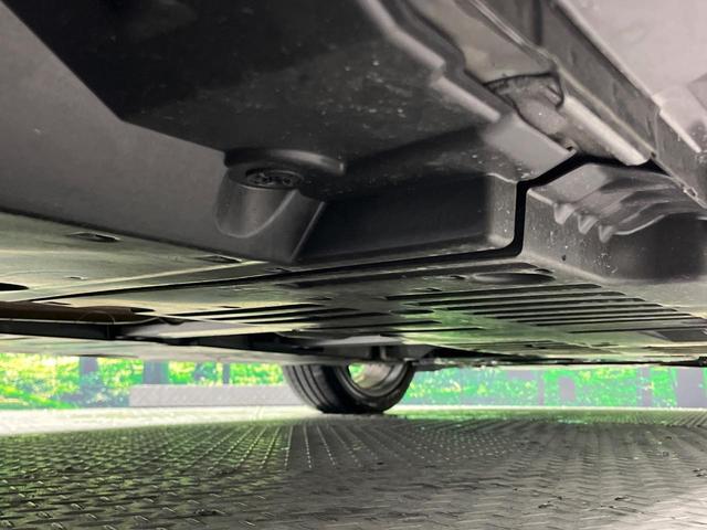 プリウス Ｚ　パノラマルーフ　全周囲カメラ　衝突被害軽減システム　レーダークルーズ　禁煙車　ハーフレザーシート　前席シートエアコン　パワーシート　コーナーセンサー　スマートキー　ＬＥＤヘッド　ＥＴＣ２．０（23枚目）