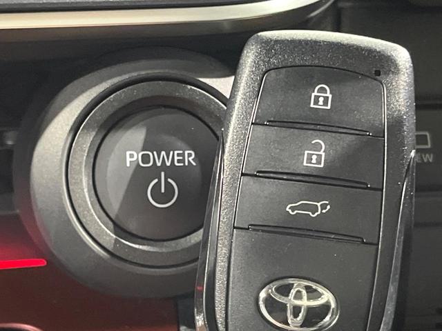 プリウス Ｚ　パノラマルーフ　全周囲カメラ　衝突被害軽減システム　レーダークルーズ　禁煙車　ハーフレザーシート　前席シートエアコン　パワーシート　コーナーセンサー　スマートキー　ＬＥＤヘッド　ＥＴＣ２．０（47枚目）