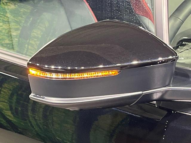 プリウス Ｚ　パノラマルーフ　全周囲カメラ　衝突被害軽減システム　レーダークルーズ　禁煙車　ハーフレザーシート　前席シートエアコン　パワーシート　コーナーセンサー　スマートキー　ＬＥＤヘッド　ＥＴＣ２．０（58枚目）