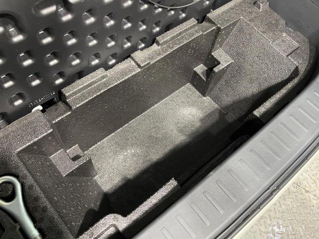 ムーヴ カスタム　Ｘ　ＳＡ　衝突軽減装置　純正ＳＤナビ　バックカメラ　禁煙車　スマートキー　ＨＩＤヘッド　ＥＴＣ　純正１４インチアルミ　オートライト　オートエアコン　ＣＤ　ＤＶＤ再生　地デジ（35枚目）