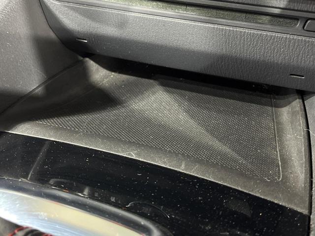 アクセラスポーツ １５Ｓツーリング　マツダコネクトナビ　バックカメラ　衝突被害軽減システム　レーダークルーズ　禁煙車　スマートキー　ＨＩＤヘッド　ＥＴＣ　純正１６インチアルミ　オートライト　デュアルエアコン　Ｂｌｕｅｔｏｏｔｈ（38枚目）