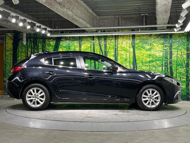 アクセラスポーツ １５Ｓツーリング　マツダコネクトナビ　バックカメラ　衝突被害軽減システム　レーダークルーズ　禁煙車　スマートキー　ＨＩＤヘッド　ＥＴＣ　純正１６インチアルミ　オートライト　デュアルエアコン　Ｂｌｕｅｔｏｏｔｈ（63枚目）