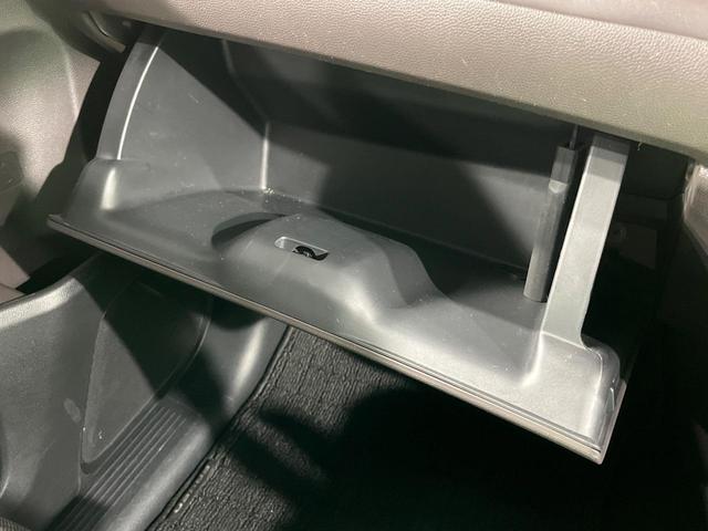 フリード Ｇ・ホンダセンシング　両側電動ドア　純正ＳＤナビ　バックカメラ　衝突被害軽減システム　レーダークルーズ　禁煙車　コーナーセンサー　スマートキー　ビルトインＥＴＣ　車線逸脱警報　オートライト　オートエアコン（47枚目）