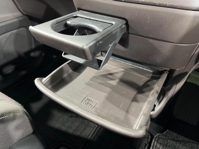 フリード Ｇ・ホンダセンシング　両側電動ドア　純正ＳＤナビ　バックカメラ　衝突被害軽減システム　レーダークルーズ　禁煙車　コーナーセンサー　スマートキー　ビルトインＥＴＣ　車線逸脱警報　オートライト　オートエアコン（48枚目）