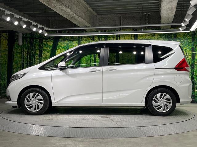 フリード Ｇ・ホンダセンシング　両側電動ドア　純正ＳＤナビ　バックカメラ　衝突被害軽減システム　レーダークルーズ　禁煙車　コーナーセンサー　スマートキー　ビルトインＥＴＣ　車線逸脱警報　オートライト　オートエアコン（66枚目）