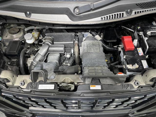 スペーシアカスタム ハイブリッドＸＳターボ　メーカー９インチナビ　両側電動ドア　全周囲カメラ　衝突軽減　レーダークルーズ　禁煙車　シートヒーター　ドラレコ　コーナーセンサー　スマートキー　ＬＥＤヘッド　ＥＴＣ（18枚目）