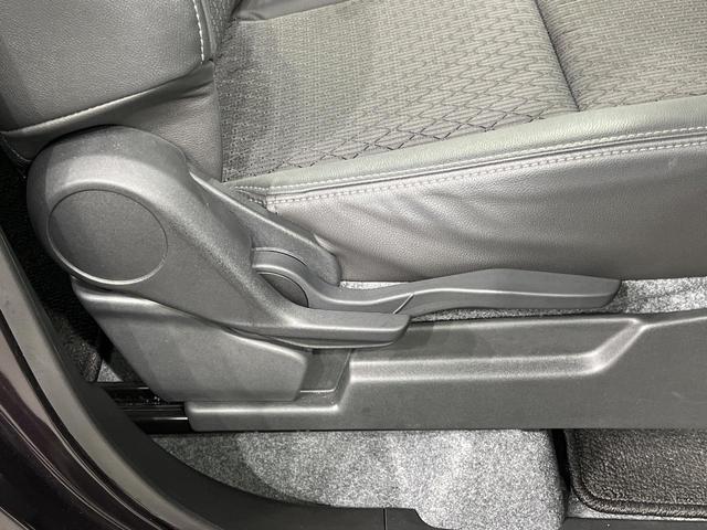 スペーシアカスタム ハイブリッドＸＳターボ　メーカー９インチナビ　両側電動ドア　全周囲カメラ　衝突軽減　レーダークルーズ　禁煙車　シートヒーター　ドラレコ　コーナーセンサー　スマートキー　ＬＥＤヘッド　ＥＴＣ（46枚目）