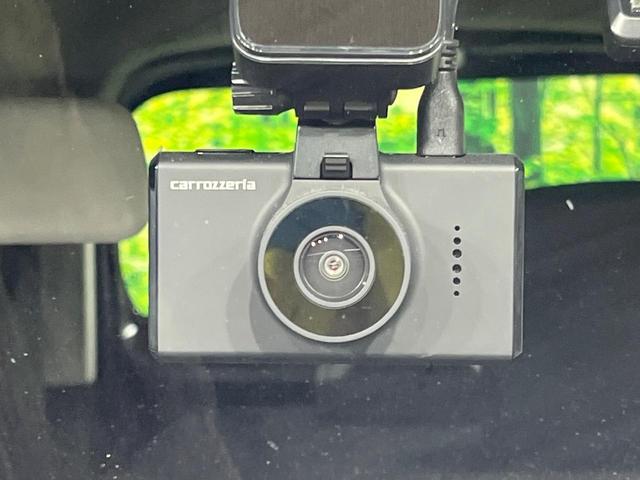 スペーシアカスタム ハイブリッドＸＳターボ　メーカー９インチナビ　両側電動ドア　全周囲カメラ　衝突軽減　レーダークルーズ　禁煙車　シートヒーター　ドラレコ　コーナーセンサー　スマートキー　ＬＥＤヘッド　ＥＴＣ（62枚目）