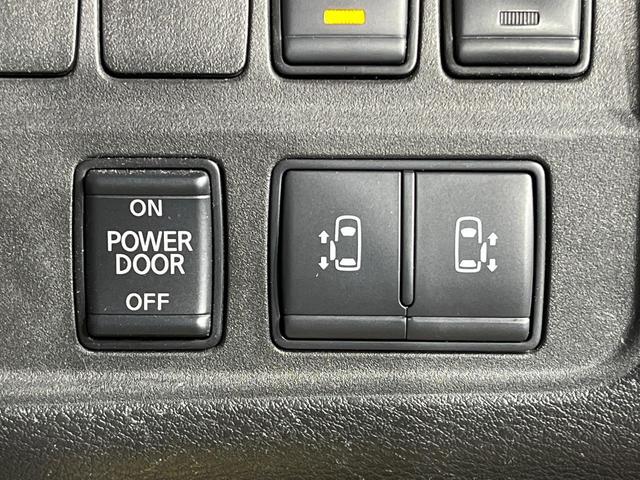 セレナ XV 両側電動ドア 8型ナビ 全周囲カメラ 衝突被害軽減システム レーダークルーズ 禁煙車 ドラレコ コーナーセンサー スマートキー LEDヘッド ビルトインETC 純正17インチアルミ オートハイビーム(5枚目)