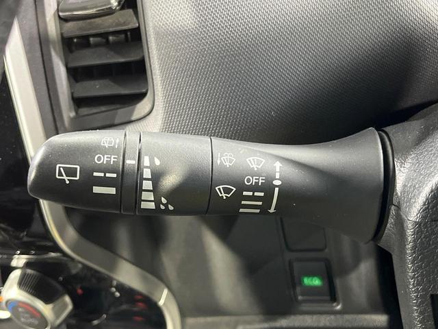 セレナ XV 両側電動ドア 8型ナビ 全周囲カメラ 衝突被害軽減システム レーダークルーズ 禁煙車 ドラレコ コーナーセンサー スマートキー LEDヘッド ビルトインETC 純正17インチアルミ オートハイビーム(37枚目)