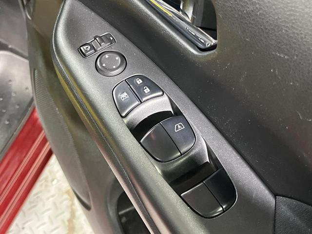 セレナ XV 両側電動ドア 8型ナビ 全周囲カメラ 衝突被害軽減システム レーダークルーズ 禁煙車 ドラレコ コーナーセンサー スマートキー LEDヘッド ビルトインETC 純正17インチアルミ オートハイビーム(49枚目)