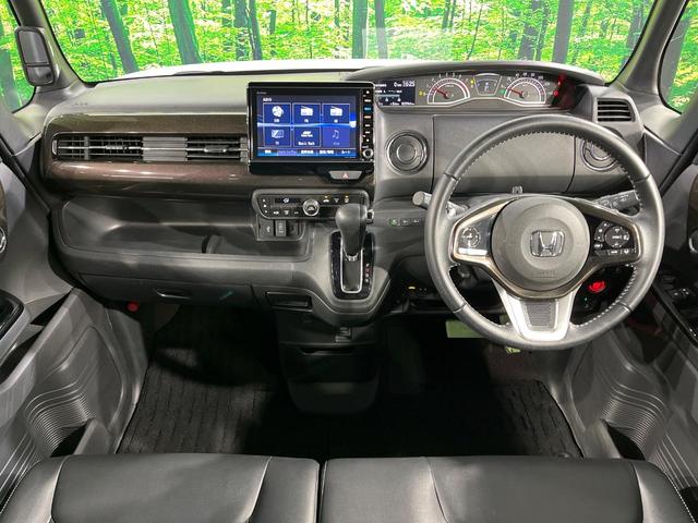 N-BOXカスタム G・Lターボホンダセンシング 両側電動ドア 純正8インチナビ バックカメラ 衝突被害軽減システム 禁煙車 ハーフレザーシート ドラレコ スマートキー LEDヘッド ビルトインETC 純正15インチアルミ オートハイビーム(2枚目)