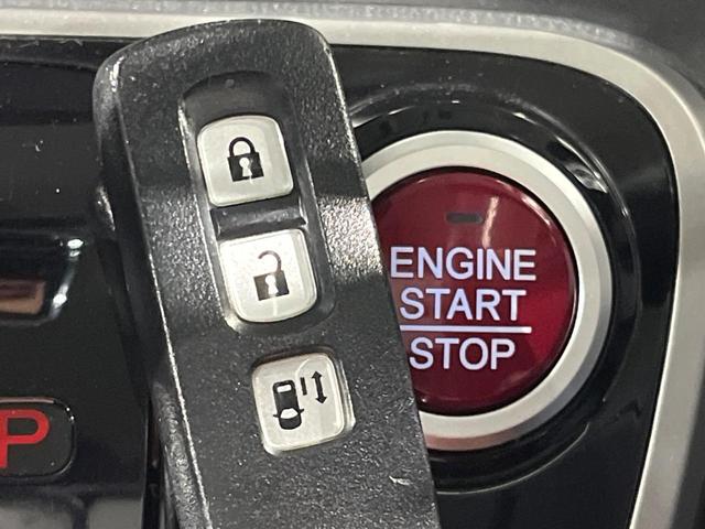 Ｎ－ＢＯＸカスタム Ｇ・Ｌパッケージ　電動スライドドア　純正ＳＤナビ　バックカメラ　ドラレコ　スマートキー　ＨＩＤヘッド　ＥＴＣ　純正１４インチアルミ　オートエアコン　Ｂｌｕｅｔｏｏｔｈ　ＣＤ　ＤＶＤ再生（6枚目）