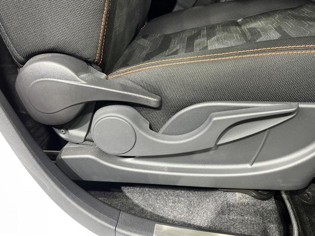 タフト G ガラスルーフ 純正SDナビ 全周囲カメラ 衝突被害軽減システム 禁煙車 ドラレコ コーナーセンサー スマートキー LEDヘッド ETC 純正15インチアルミ オートライト オートエアコン(49枚目)